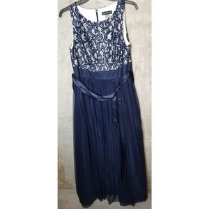 Wedding or Homecoming dress…Perfect price!  Beautiful Jessica Howard 16W Dress